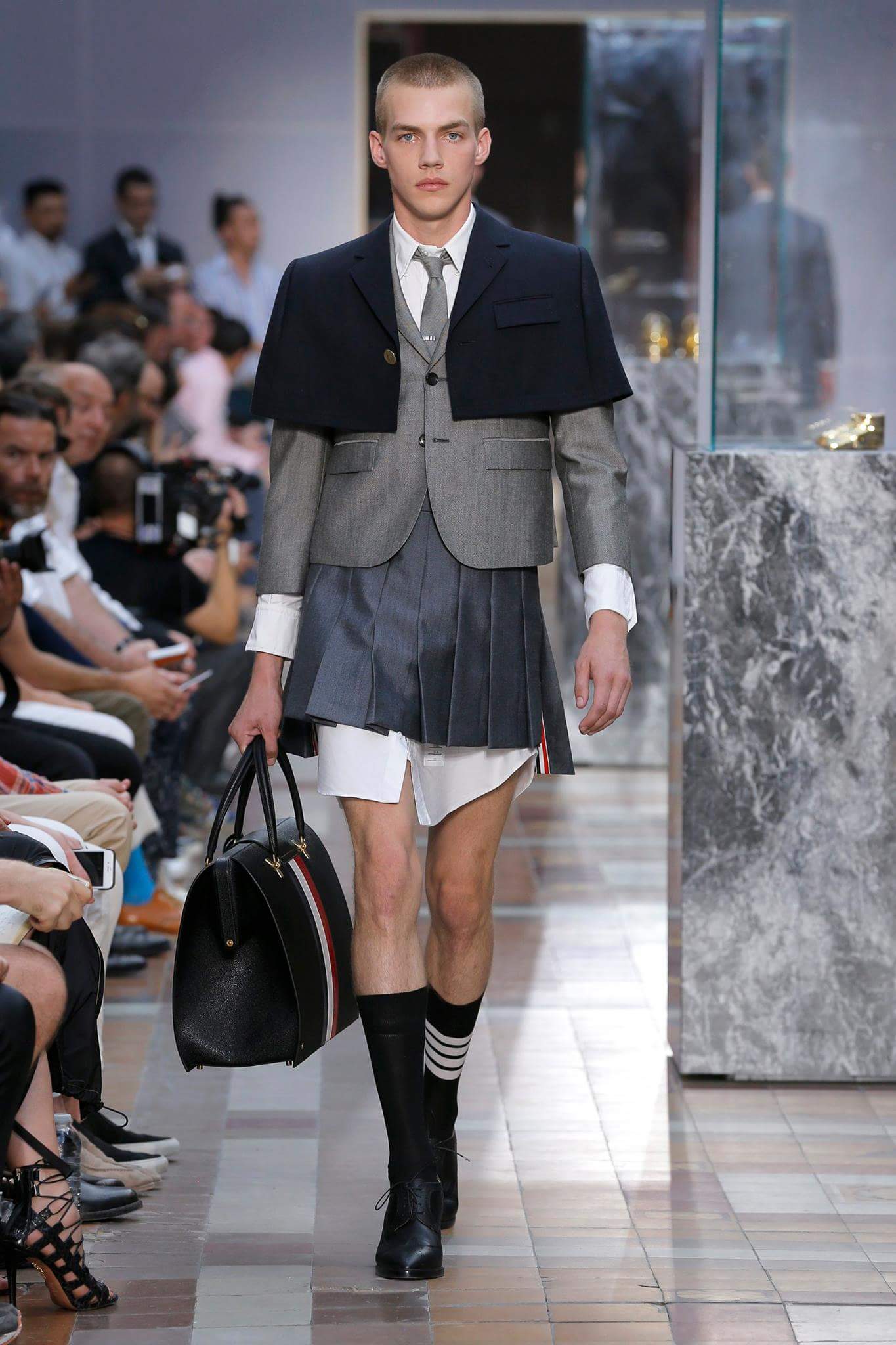 The Effeminate Man New Fashion Trend Has Men Dressing In Skirts Dresses And 8 Inch Heels 