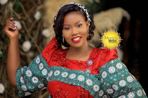 Faridah Nakazibwe Shares Tips To Wear Traditional Gomesi SatisFashion faridah-nakazibwe-shares-tips-to-wear-traditional-gomesi-satisfashion